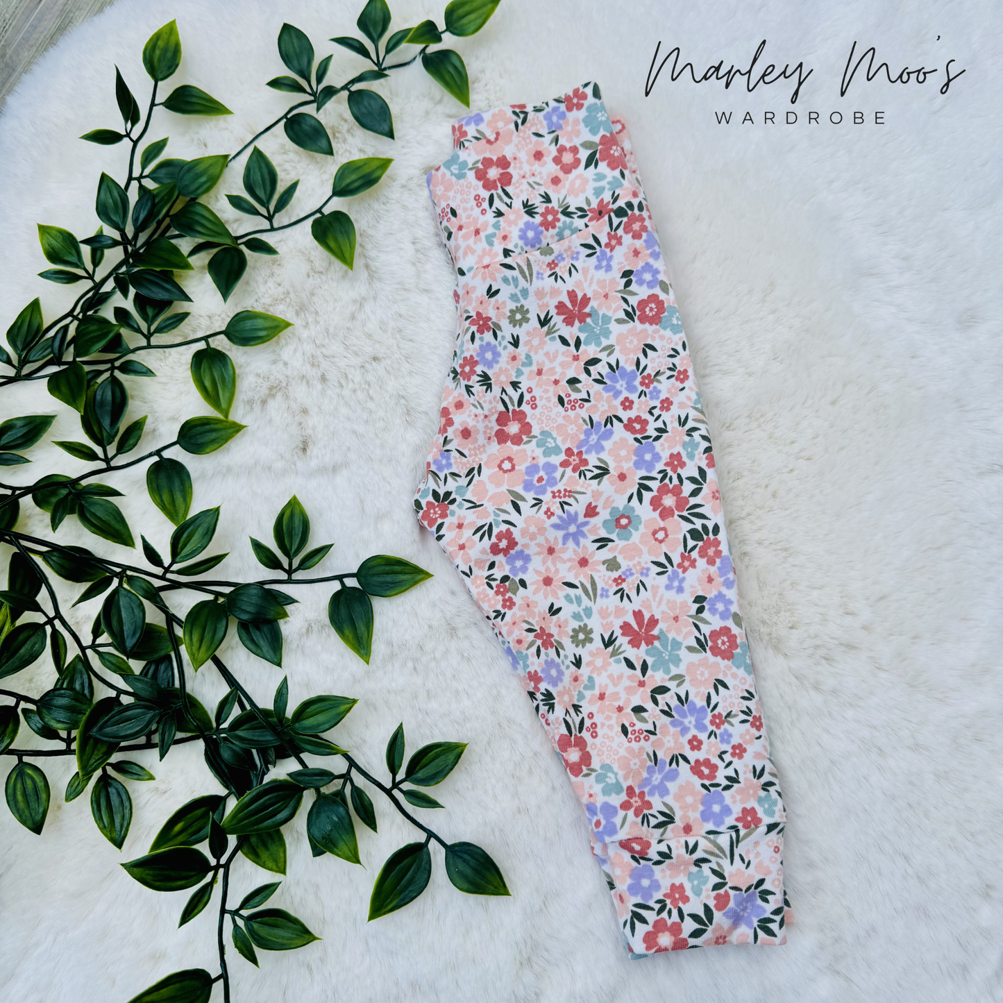 Pretty Ditsy Floral Leggings