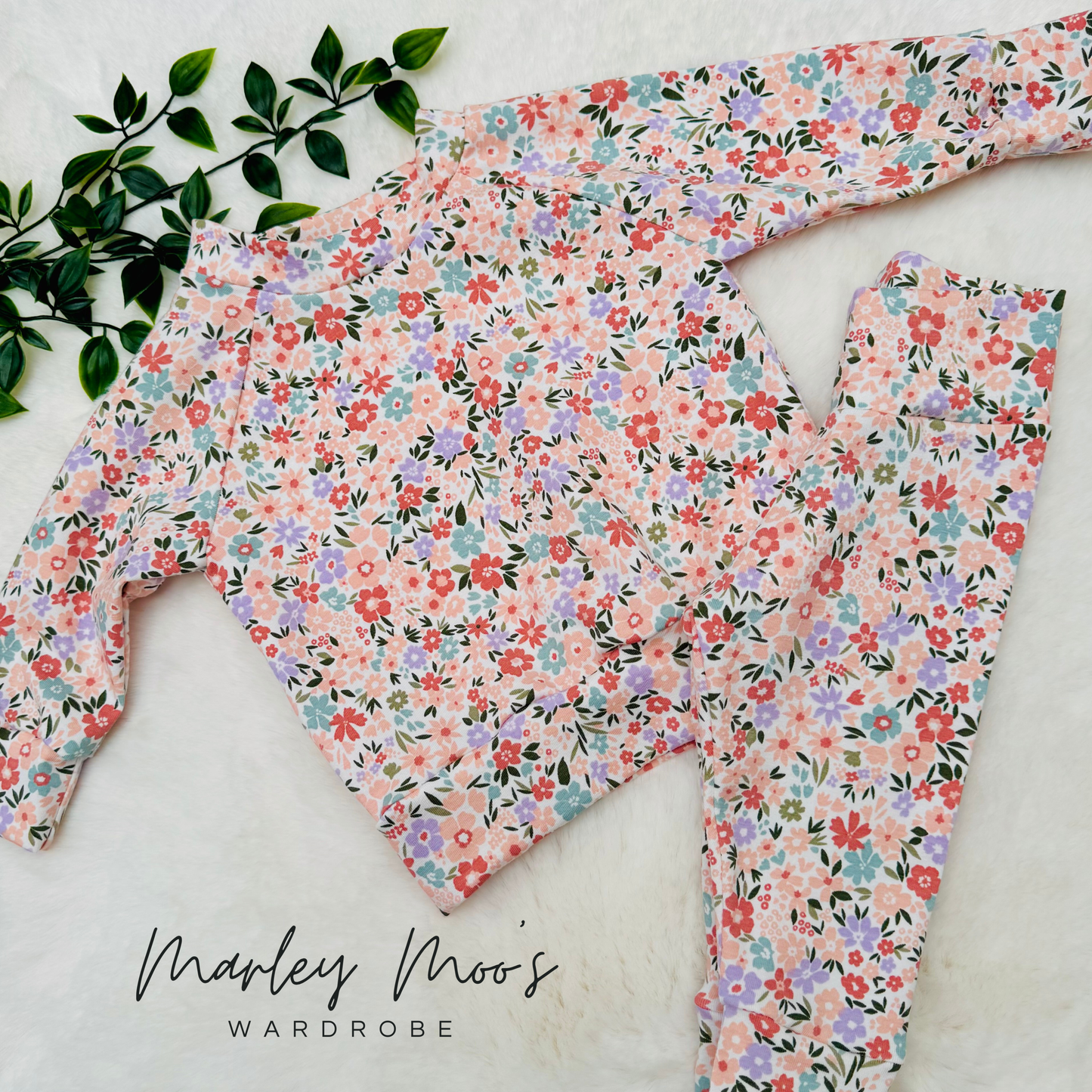 Pretty Ditsy Floral Lounge Set
