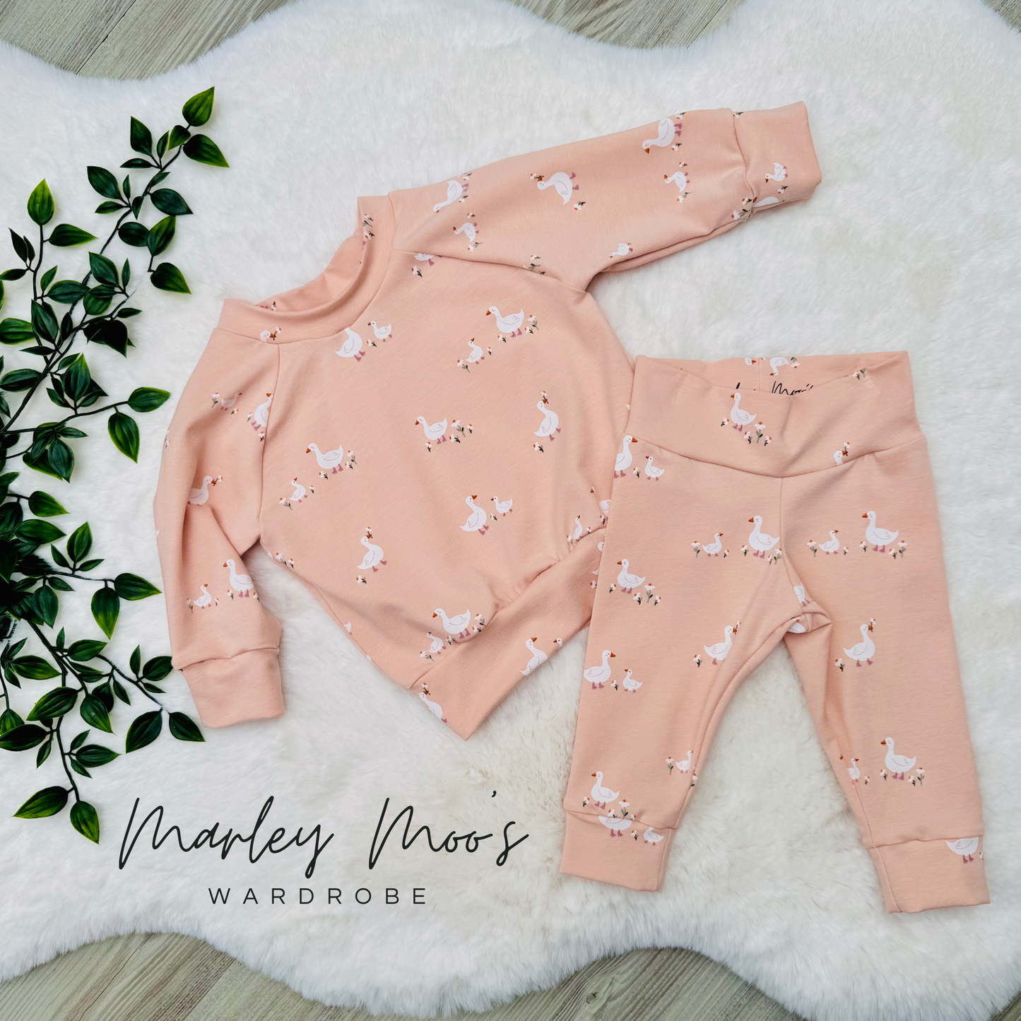 Pink Duck Lounge Set