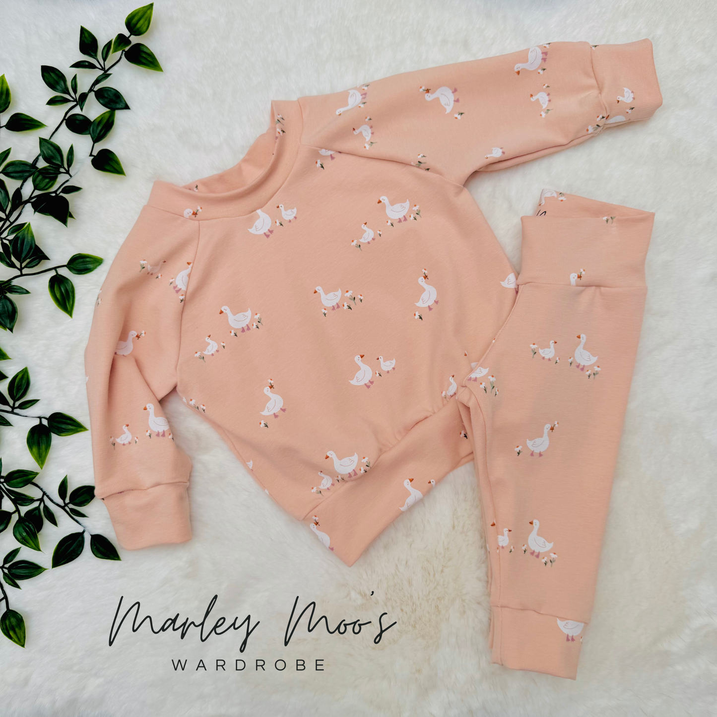 Pink Duck Lounge Set