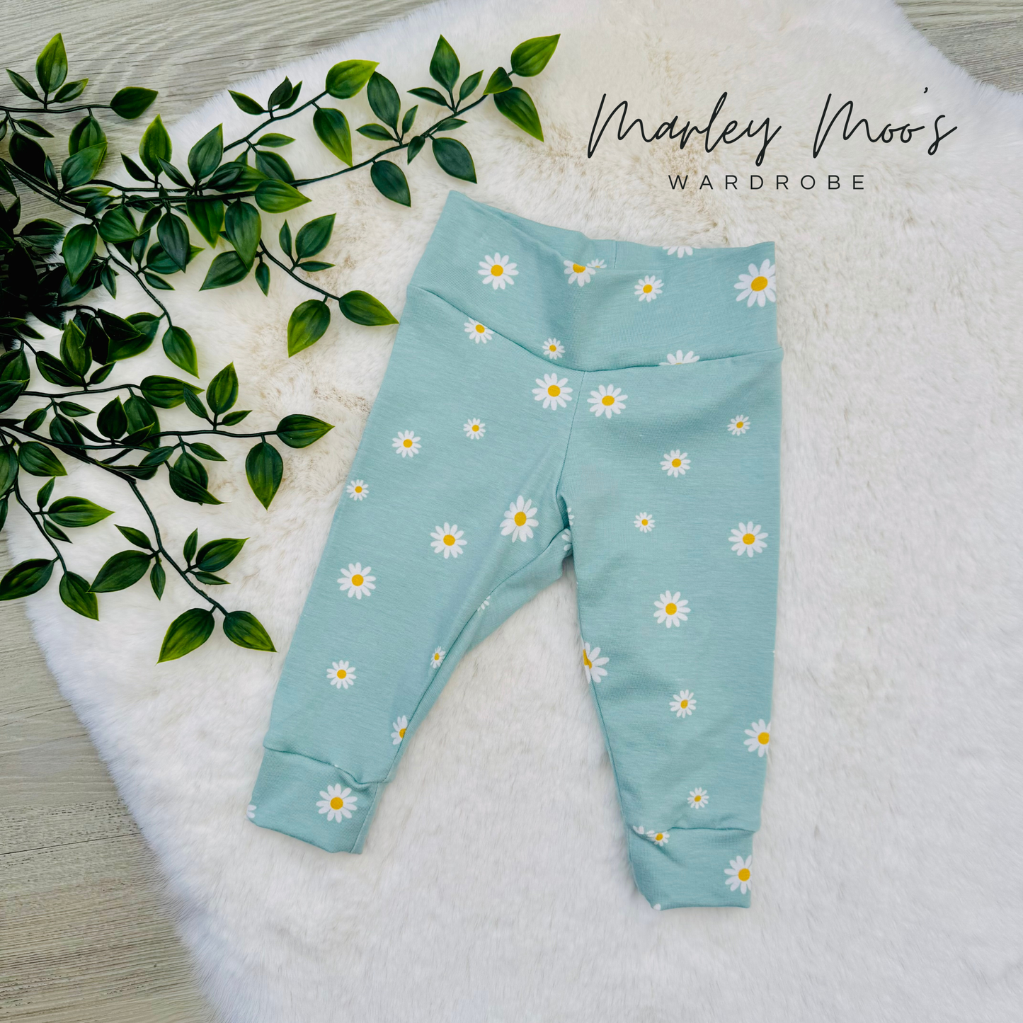 Mint Daisy Leggings